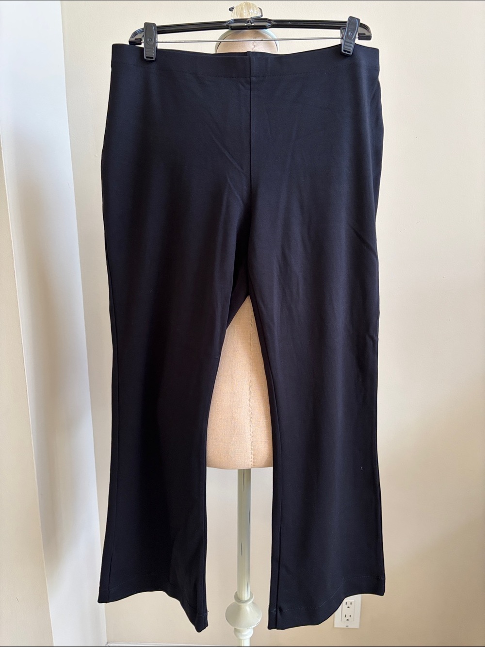 Alembika Black Women's Stretch Flare Leg Pants